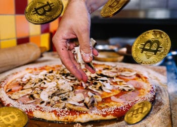 Pizza con bitcoins.