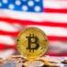 bandera estados unidos y bitcoins