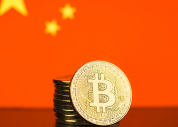 Bitcoins con bandera de China.