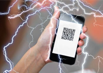 Factura QR con relámpagos que representan Lightning.