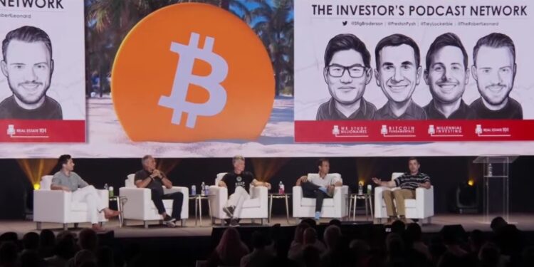 Panel de Bitcoin Conference 2021.