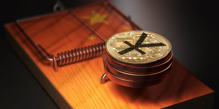 Trampa de ratones con pila de Yuan digitale y bandera de China.