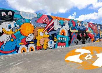 Mural de Greg Mike y logo de Bitcoin Conference 2021.