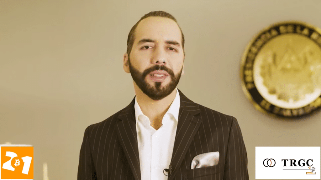 Presidente de El Salvador, Nayib Bukele, anunciando bitcoin como moneda de curso legal en el país