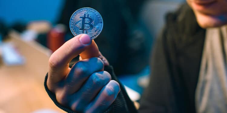 Hacker y bitcoin.