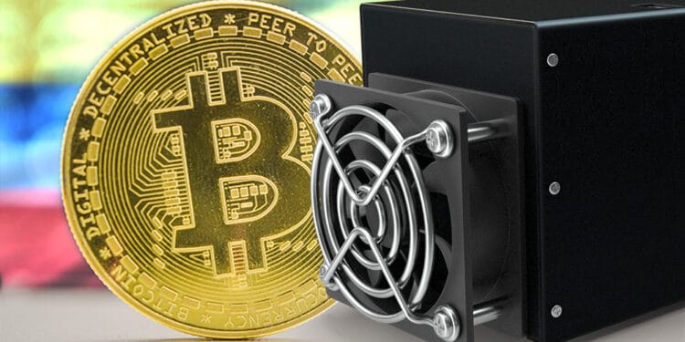 BTC y minero con bandera de Venezuela de fondo.