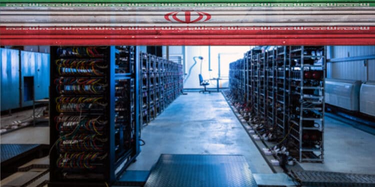 Las fuerzas de seguridad de Irán incautaron 7.000 equipos de minería en Teherán. Composición por CriptoNoticias. LuqueStock / freepik.com; photocreo / elements.envato.com; rawpixel / freepik.com.