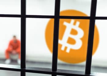 Btc y persona presa.