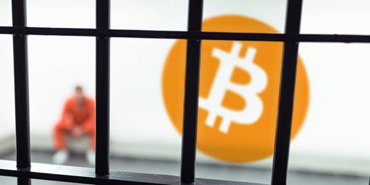 Btc y persona presa.