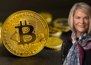 Senadora Lummis con bitcoin.