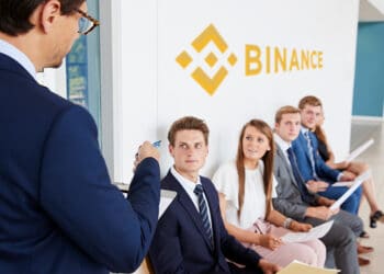 regulaciones binance exchange busqueda personal nuevo CEO