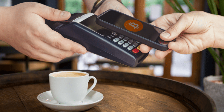 Café y pago en BTC.