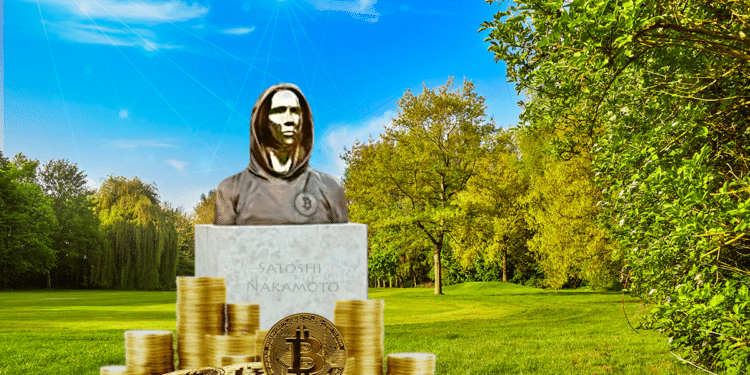 Estatua Satoshi Nakamoto y BTC.