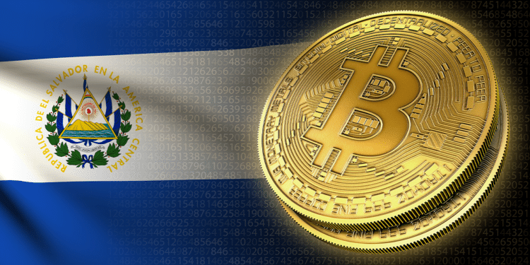 Poco a poco, la duda se convierte en curiosidad sobre bitcoin entre los salvadoreños. Composición por CriptoNoticias. Fuentes:  flydragon  /  stock.adobe.com .