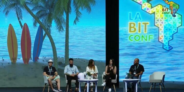 Las posibilidades de empleo en diversas áreas del ecosistema bitcoin fueron explicadas en LaBitConf 2021.