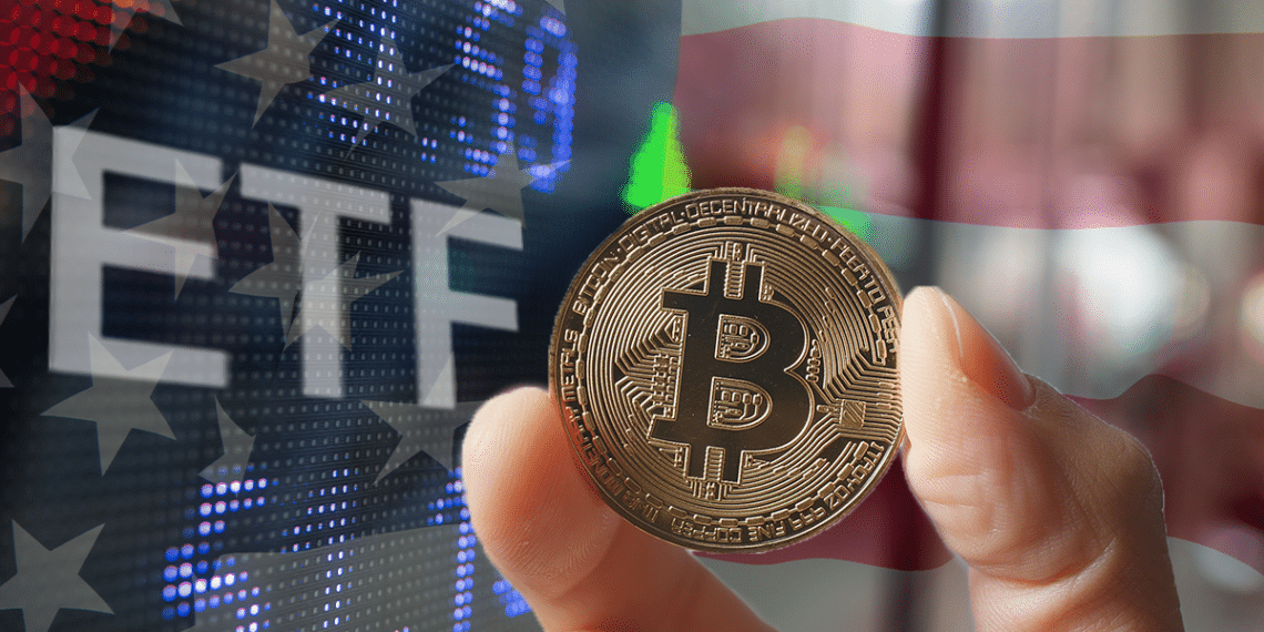 Grayscale busca convertir GBTC en ETF lo antes posibles. Composición por CriptoNoticias. Fuentes:  jirkaejc  /  elements.envato.com  ;  leungchopan  /  elements.envato.com  ;  leungchopan  /  elements.envato.com .