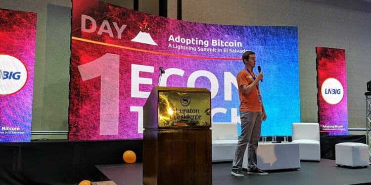 cronicas-bitcoiners-adopting-bitcoin-el-salvador