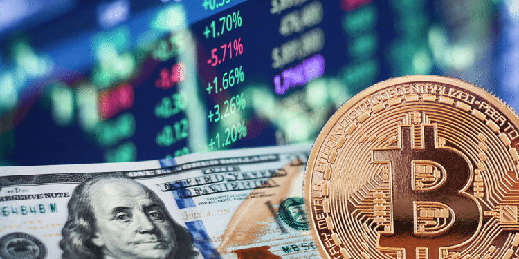 Dólar y BTC.