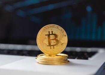 Importante banco de Australia ofrecería servicios con bitcoin a sus clientes. Fuente: https://www.pexels.com/es-es/foto/tecnologia-lujo-efecto-desenfocado-viaje-5980738/