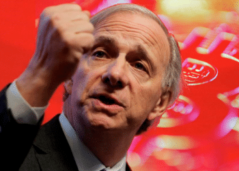Ray Dalio analiza los efectos de los aranceles impuestos por Donald Trump.