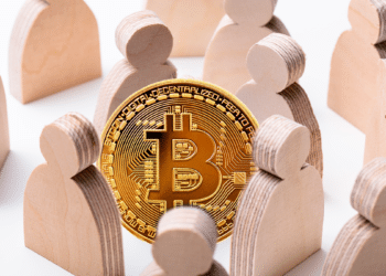 BTC rodeado.