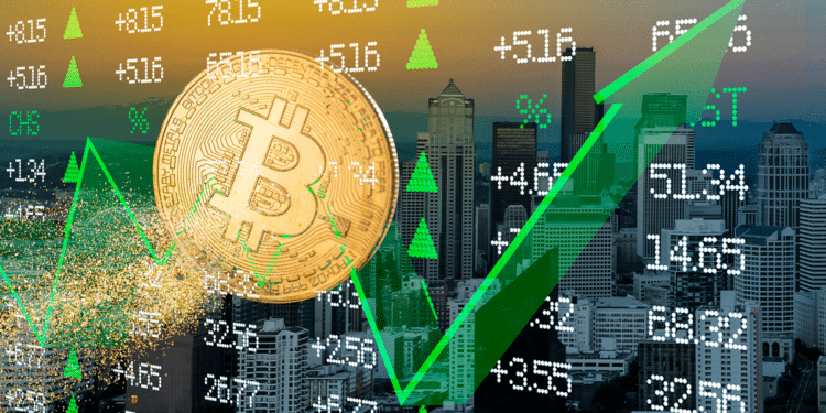 BTC y flecha verde.