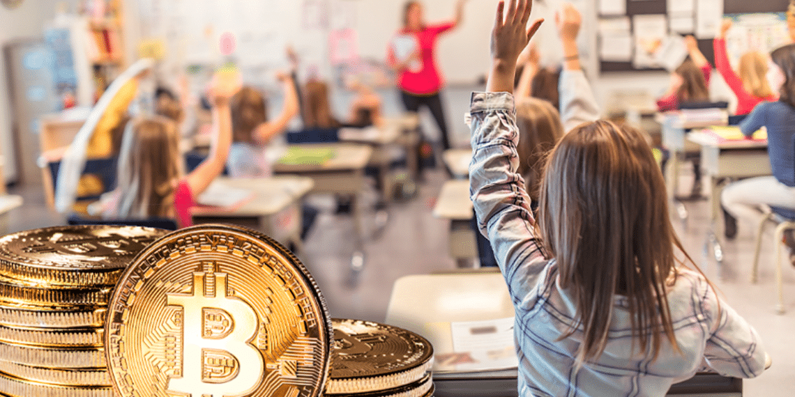 Niños en clase de BTC.