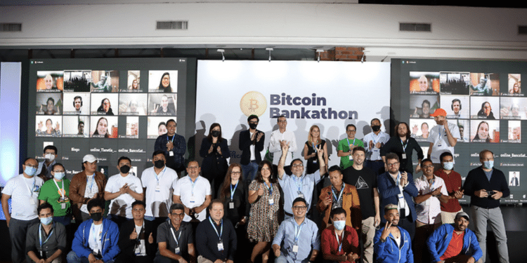 Más de 350 desarrolladores y talentos participaron del Bitcoin Bankathon del Banco Hipotecario de El Salvador. Fuente: bitcoin-alliance.org.