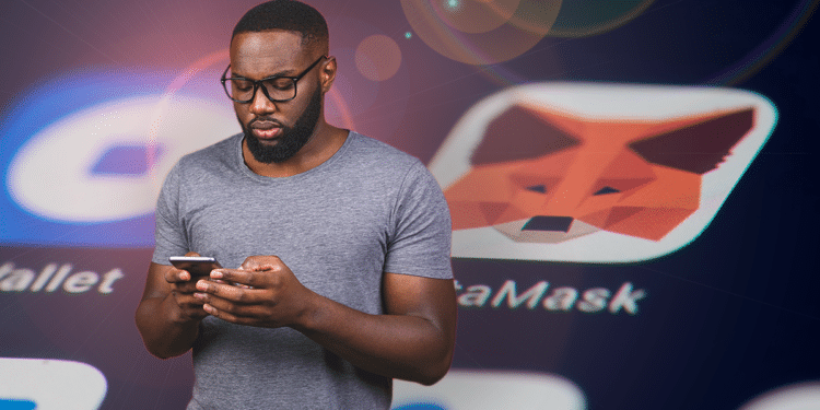 Metamask y persona pensando.