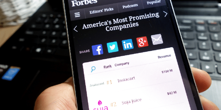 Algunos ejecutivos de Binance pasarían a formar parte de la junta directiva de Forbes luego de concretarse la compra. . Fuente: piter2121- stock.adobe.com