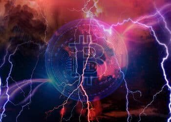 La adopción de Bitcoin sigue viéndose potenciada por la red Lightning, que marca un nuevo hito de capacidad en sus canales de pago. Composición por CriptoNoticias noon@photo/ stock.adobe.com; vit_mar/ stock.adobe.com