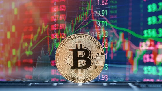 PayPal, Netflix y Coinbase caen más que bitcoin