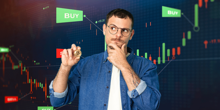 Especialistas ven futuro alcista para bitcoin. Composición por CriptoNoticias. Fuente: Open Studio ; luismolinero / adobe.stock.com.