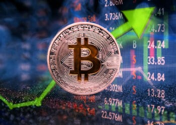 Bitcoin se recupera ligeramente y renacen las predicciones alcistas