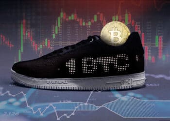 Bitsneaks, es el nombre de las nuevas zapatillas deportivas que vienen con un panel LED capaz de mostrar el precio bitcoin