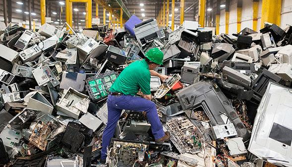 Depósito de basura electrónica.
