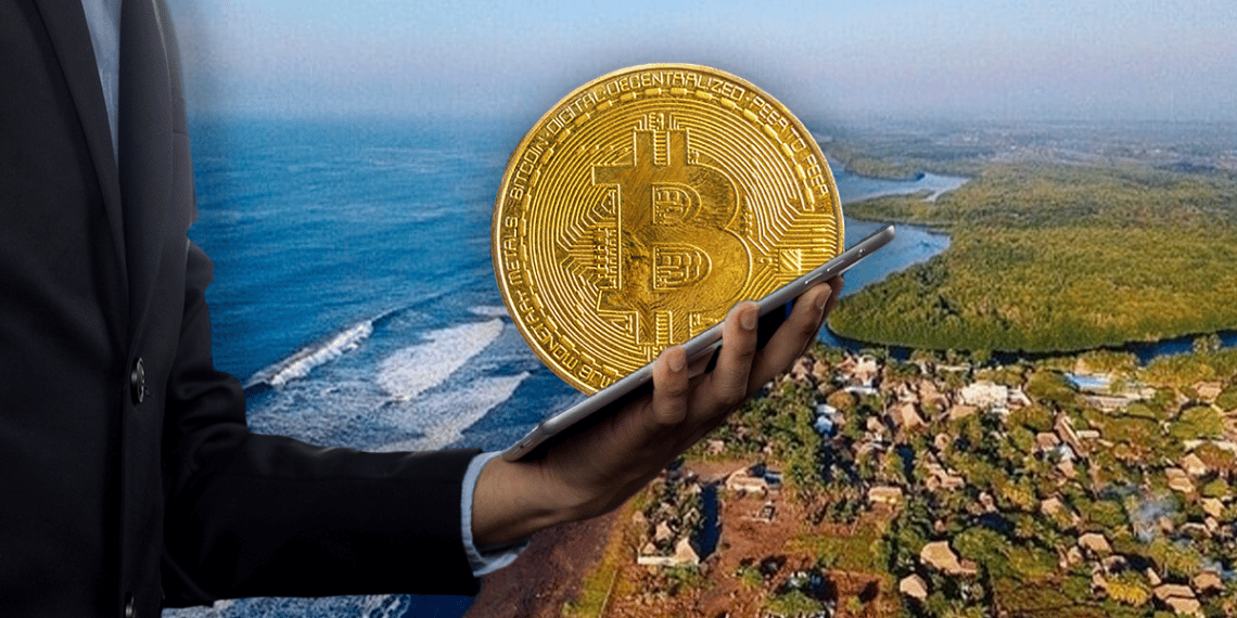 Playa de Guatemala y ejecutivo con Bitcoin.