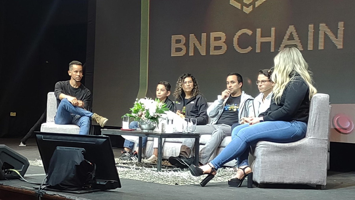 Revelation Hackathon: un encuentro de la comunidad de Bitcoin y criptomonedas en Venezuela
