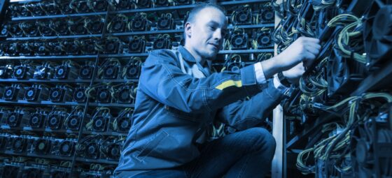 EE.UU. y Rusia planean minar Bitcoin con la mayor planta nuclear de Europa: informe