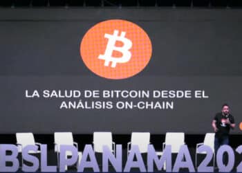 Para Juan Rodríguez, el análisis de la red Bitcoin muestra que la criptomoneda está bien. Fuente: Blockchain Summit Latam Panamá 2022 / youtube.com