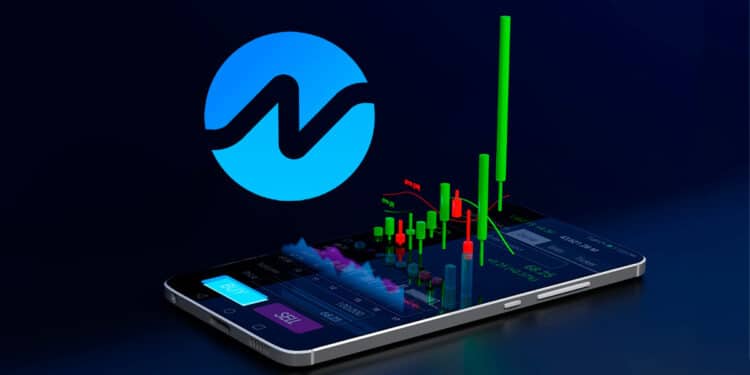 Teléfono con gráficos de exchanges y logo de Nomiswap DEX