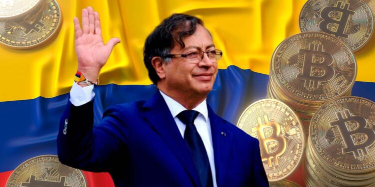 Petro con fondo de bandera de Colombia y BTC