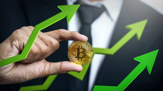 Mercados al día: bitcoin obtiene en julio su mejor retorno mensual de 2022