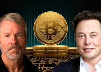 Elon Musk y Michael Saylor con Bitcoin de fondo