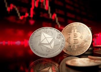 ETH y BTC con gráfico rojo.