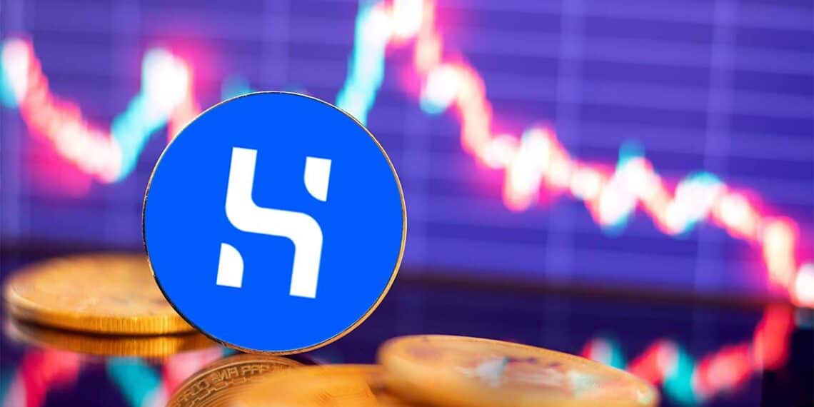 Stablecoin HUSD junto a un gráfico de mercado.