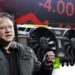 CEO de Nvidia junto a un minero GPU de Ethereum.