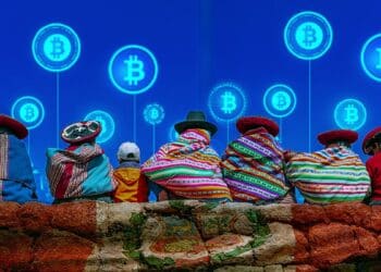 miembros de comunidad peruana observan el surgimiento de ciudadelas bitcoiners