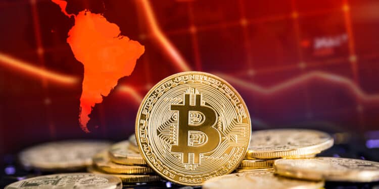 Bitcoin junto al mapa de Latinoamérica.