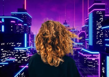 Mujer en un metaverso.